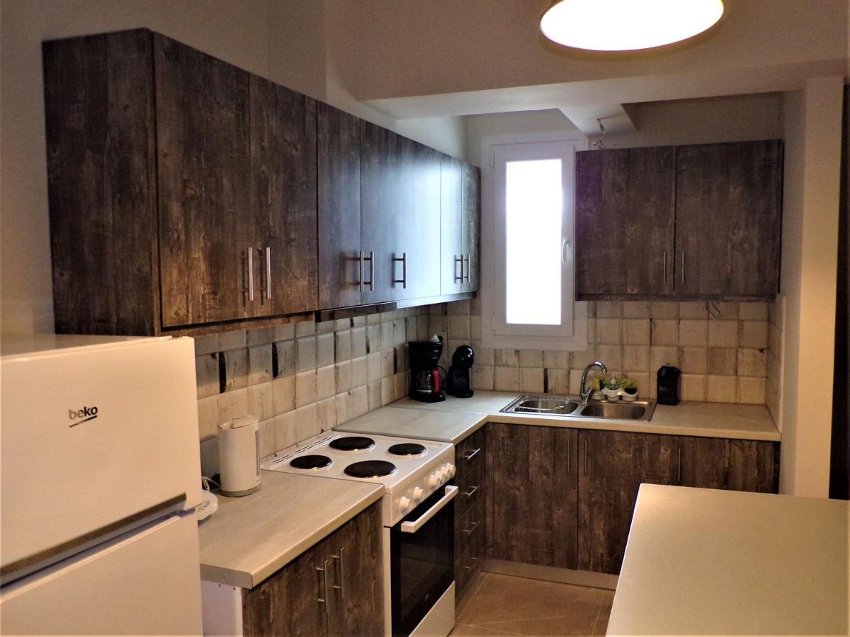 Artemis Suites Волос Екстериор снимка